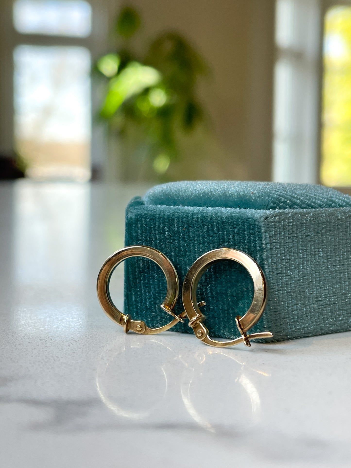 Vintage 9ct gold chunky hoop earrings