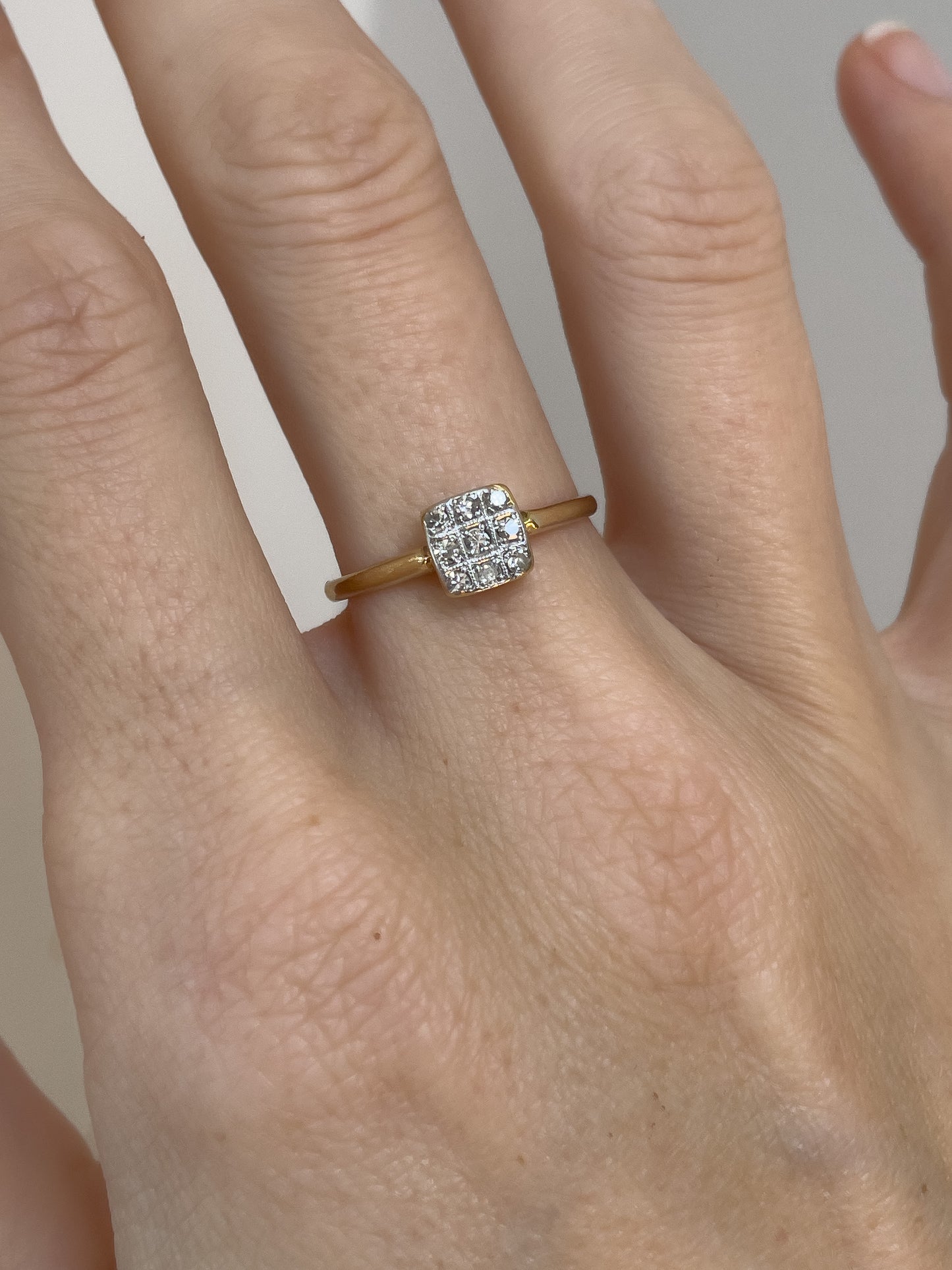 Antique diamond panel ring on 18ct gold and platinum