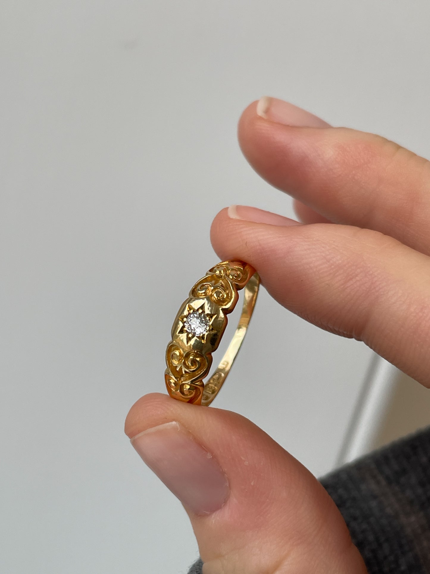 Victorian diamond solitaire ring on carved 18ct gold