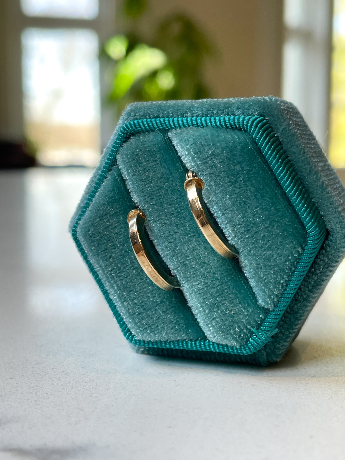 Vintage 9ct gold chunky hoop earrings