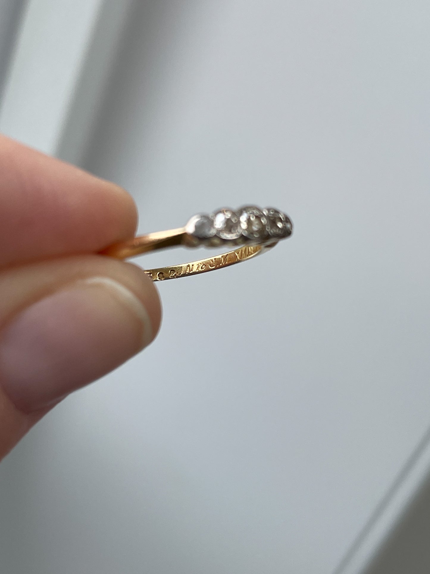 Antique 18ct 5-stone diamond ring with personal inscription from 1921