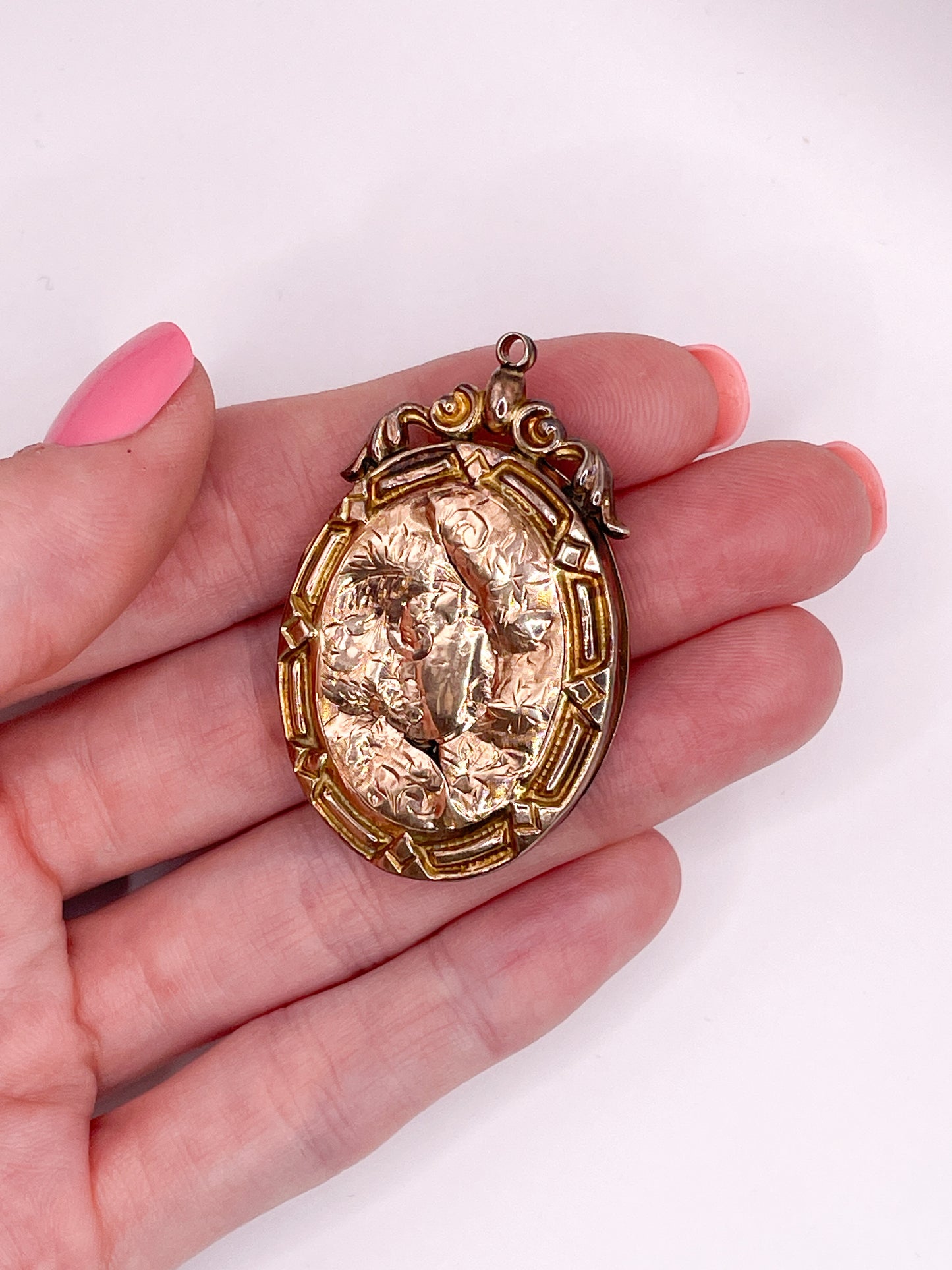 Antique 9ct gold locket by Abel and Charnell