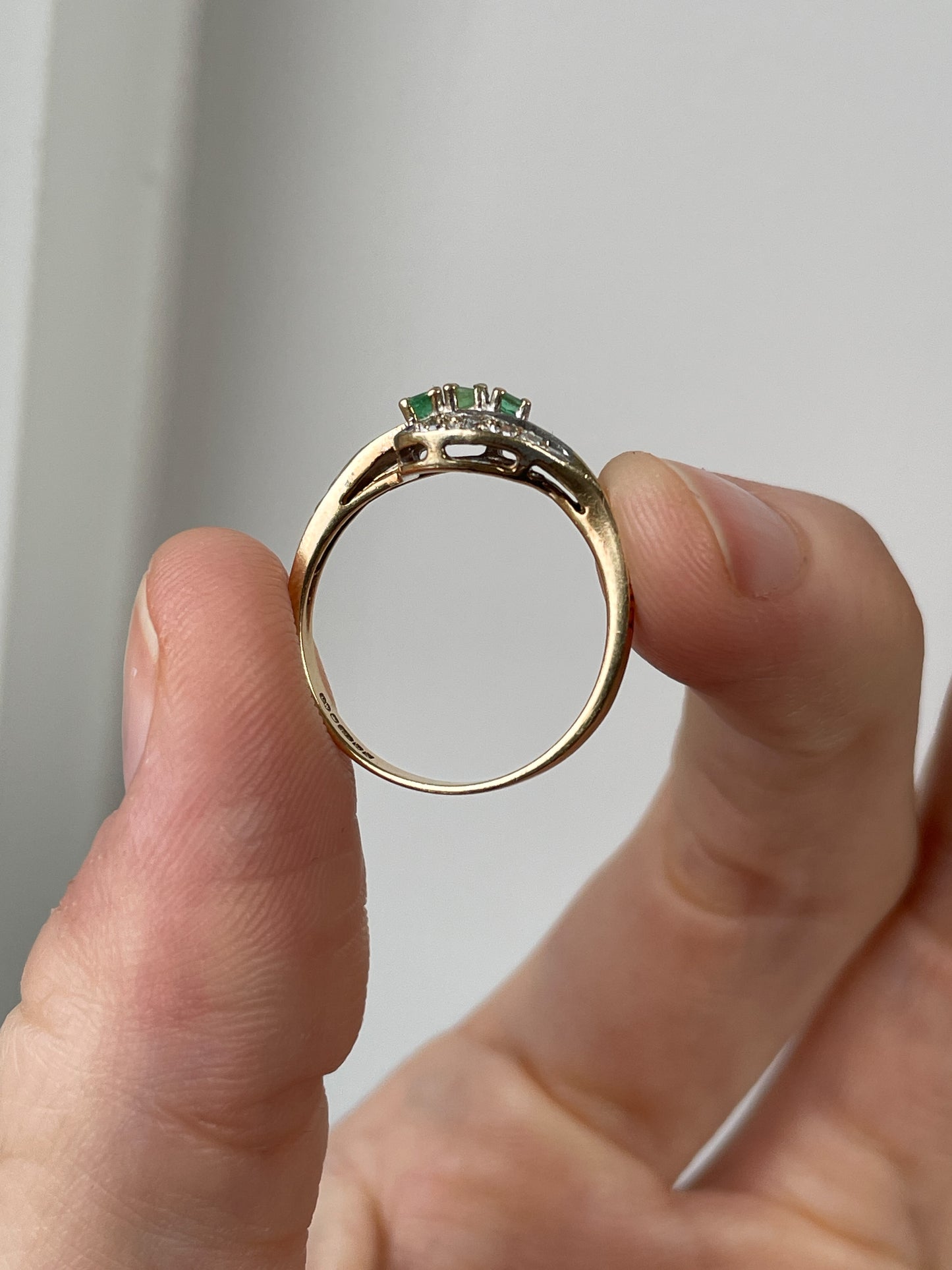 9ct gold emerald and diamond bypass ring from 1982