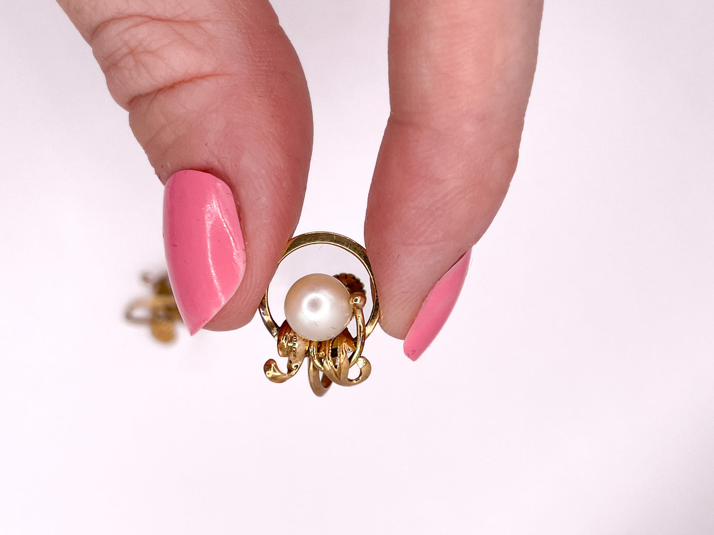 Vintage cultured pearl earrings