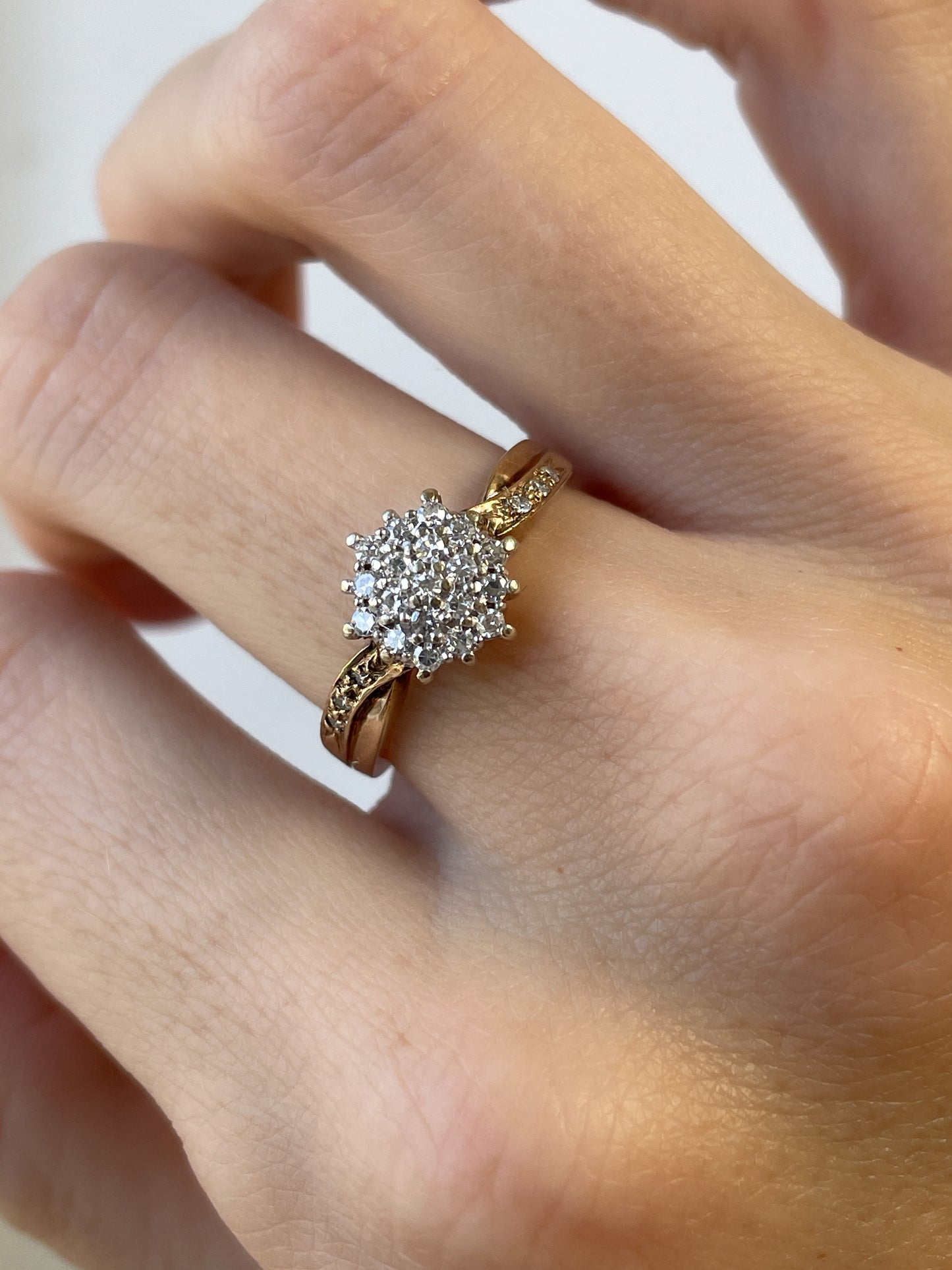 Vintage diamond cluster ring on 9ct gold