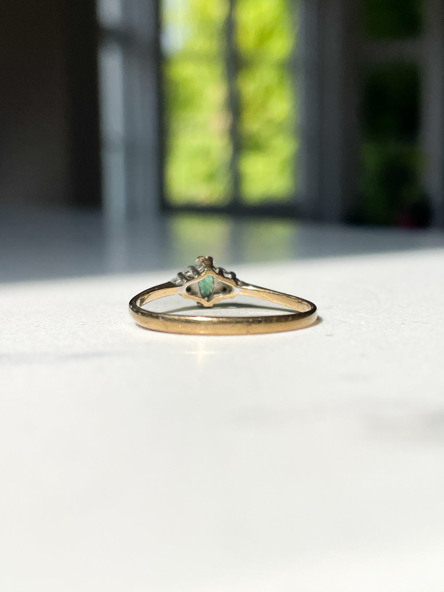 9ct gold emerald and diamond ring