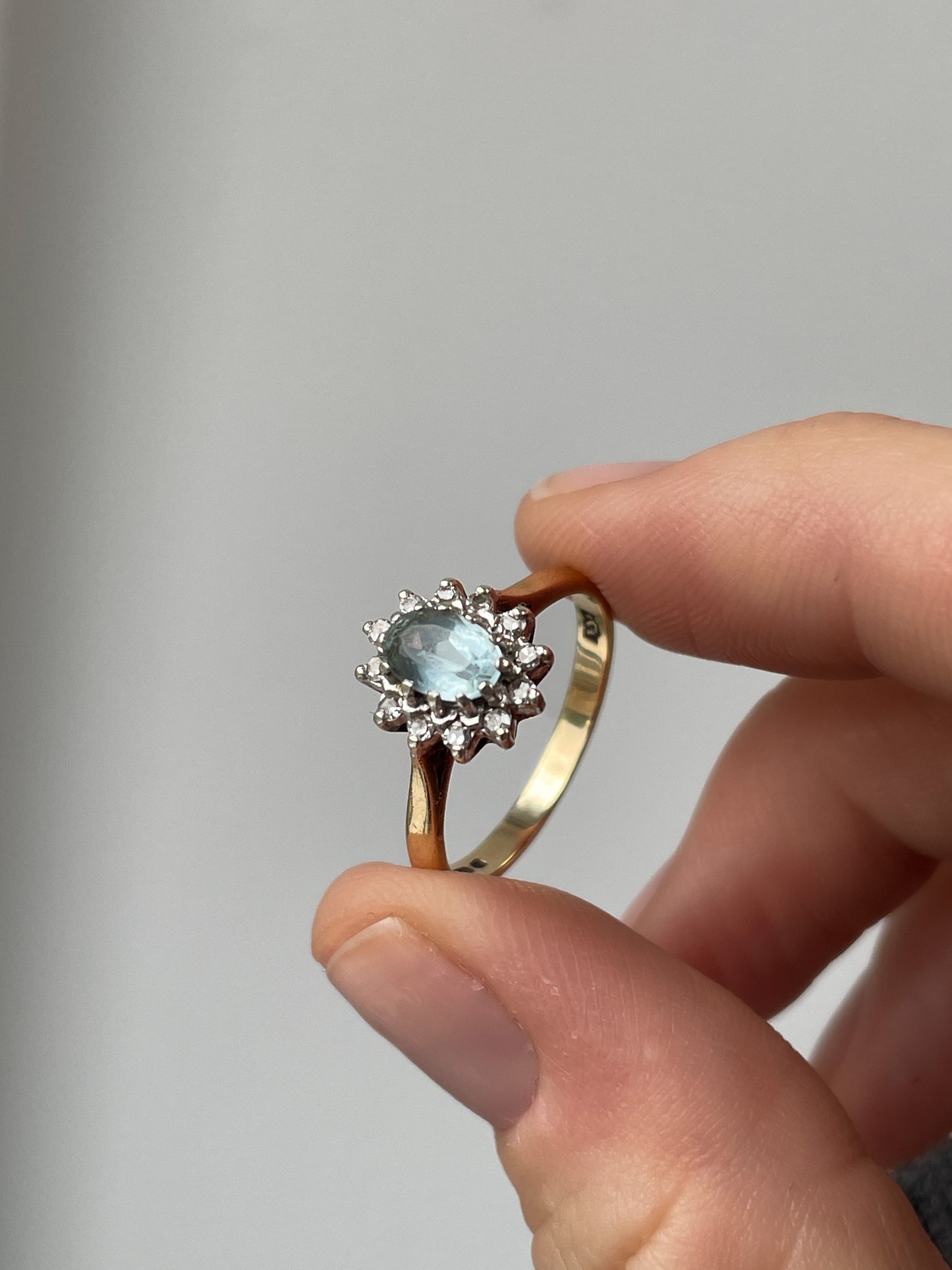 Vintage aquamarine and diamond halo cluster ring on 9ct gold