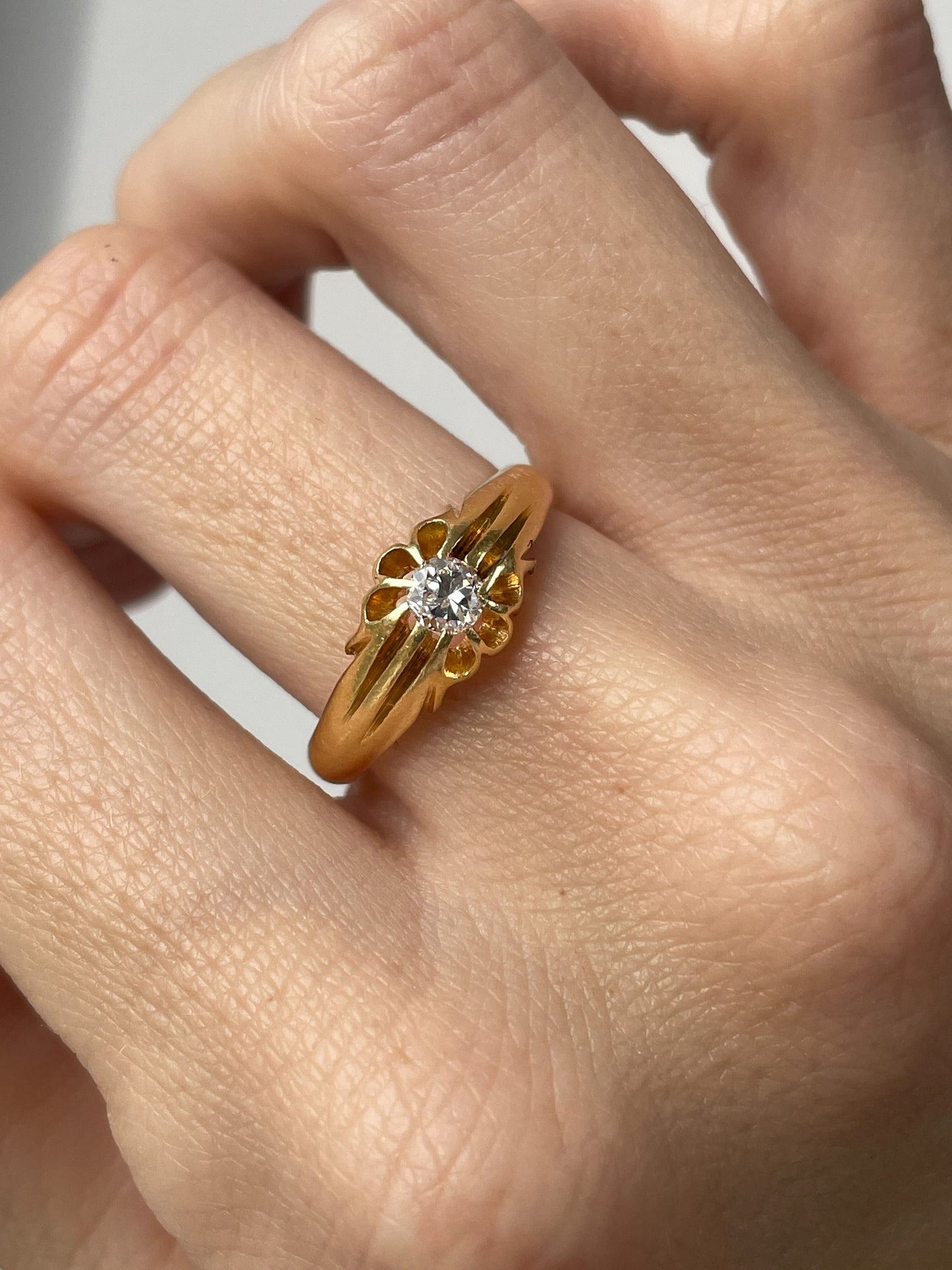 Vintage belcher diamond solitaire ring on 18ct gold