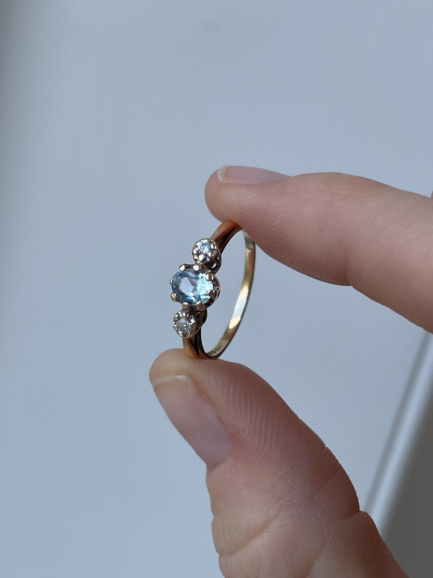 Vintage aquamarine and diamond trilogy ring