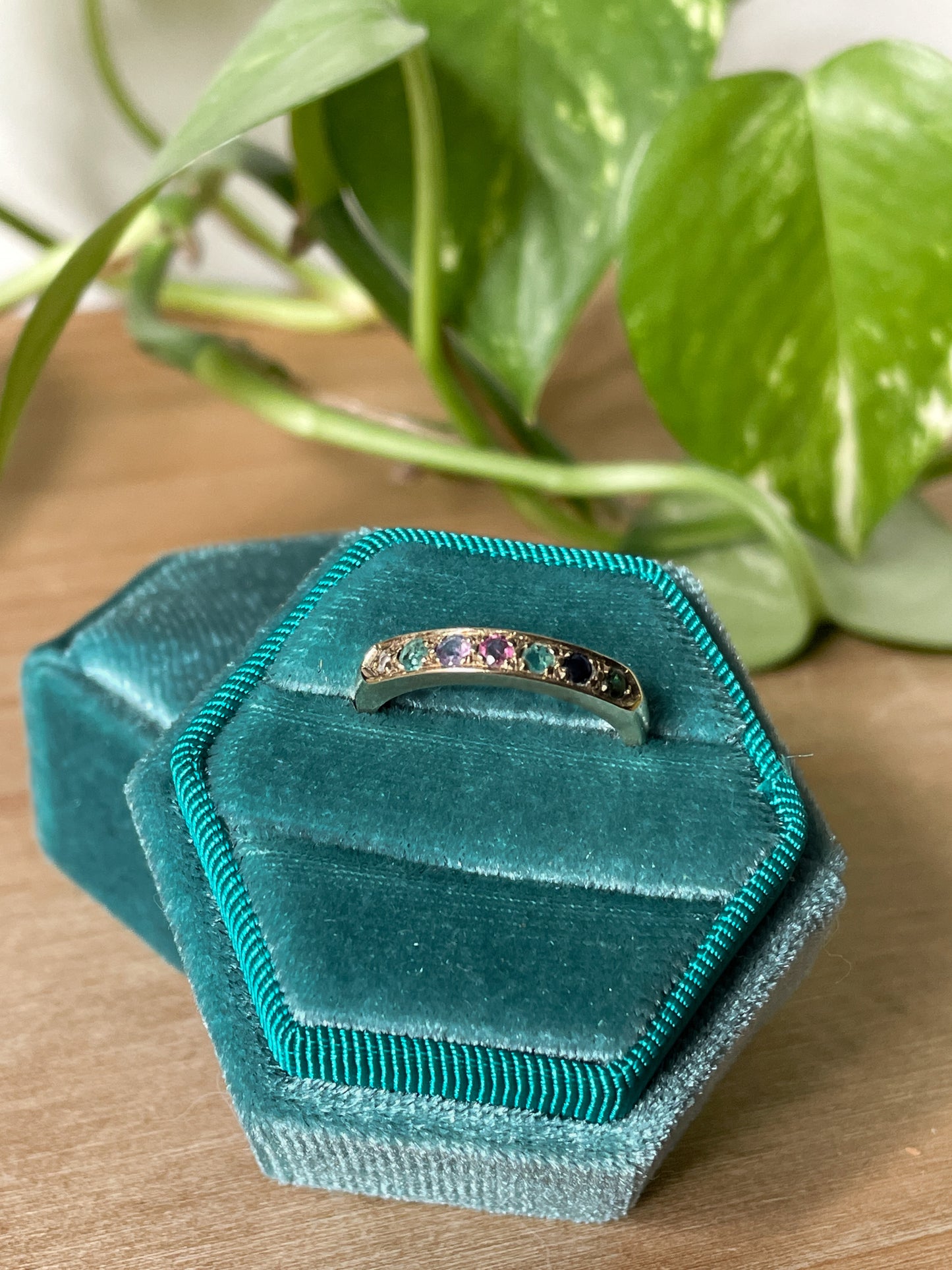 Vintage acrostic DEAREST ring