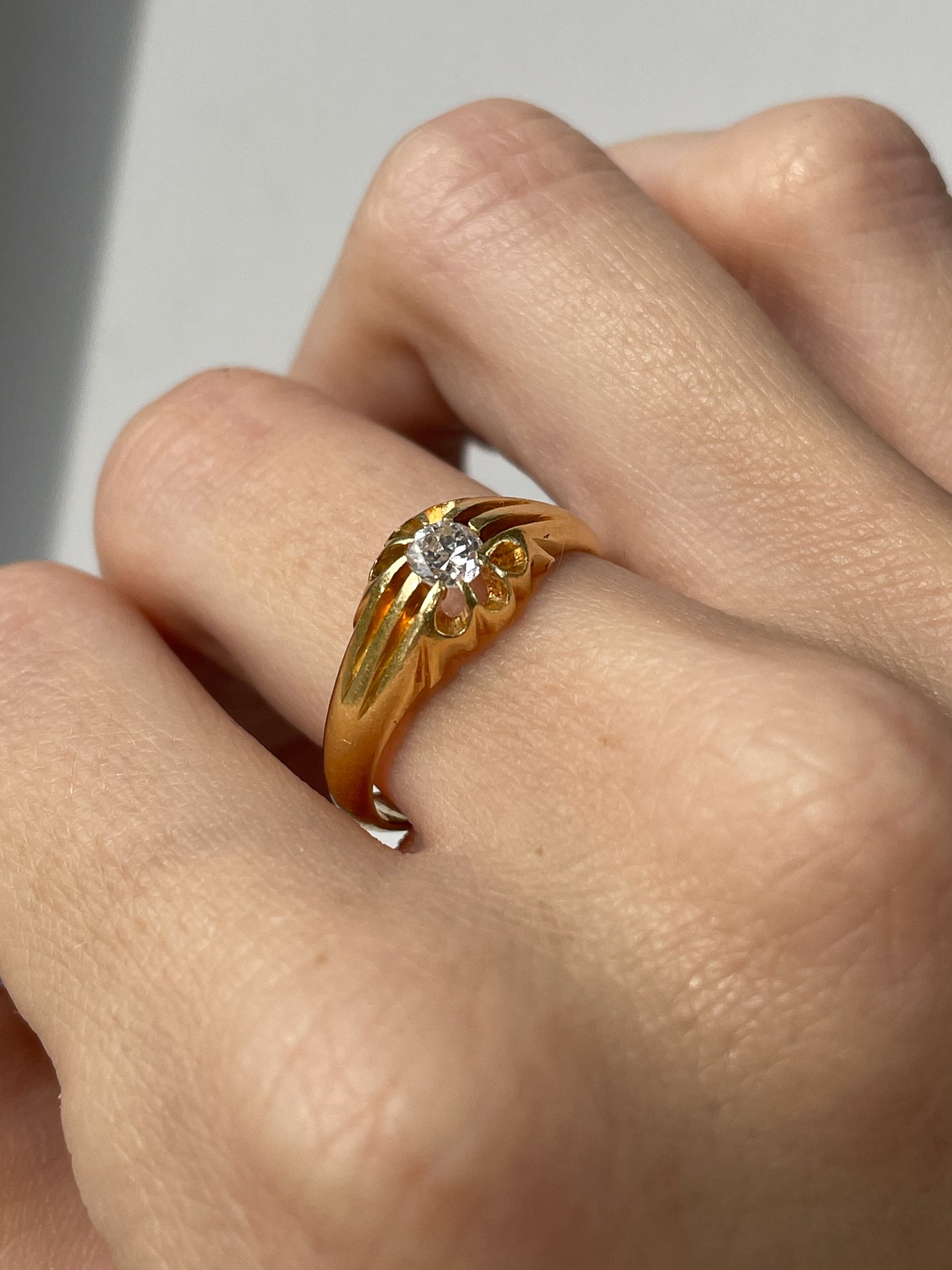 Vintage belcher diamond solitaire ring on 18ct gold
