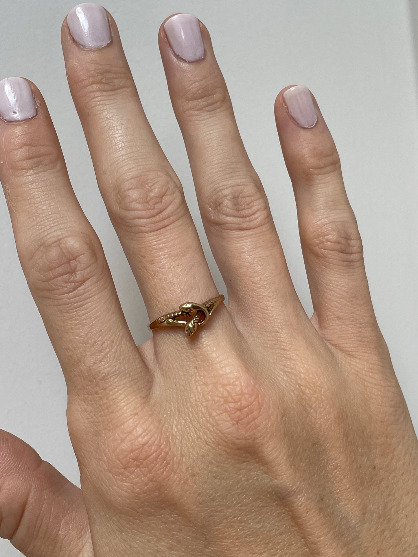 9ct gold snake ring