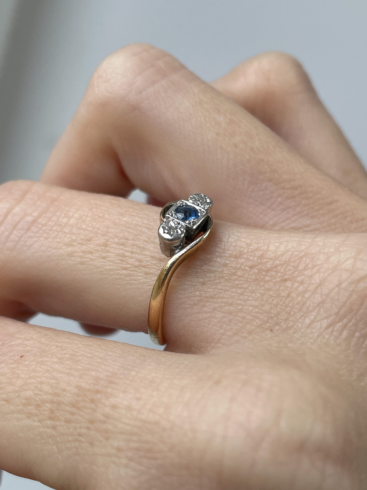 Antique diamond and sapphire trilogy ring
