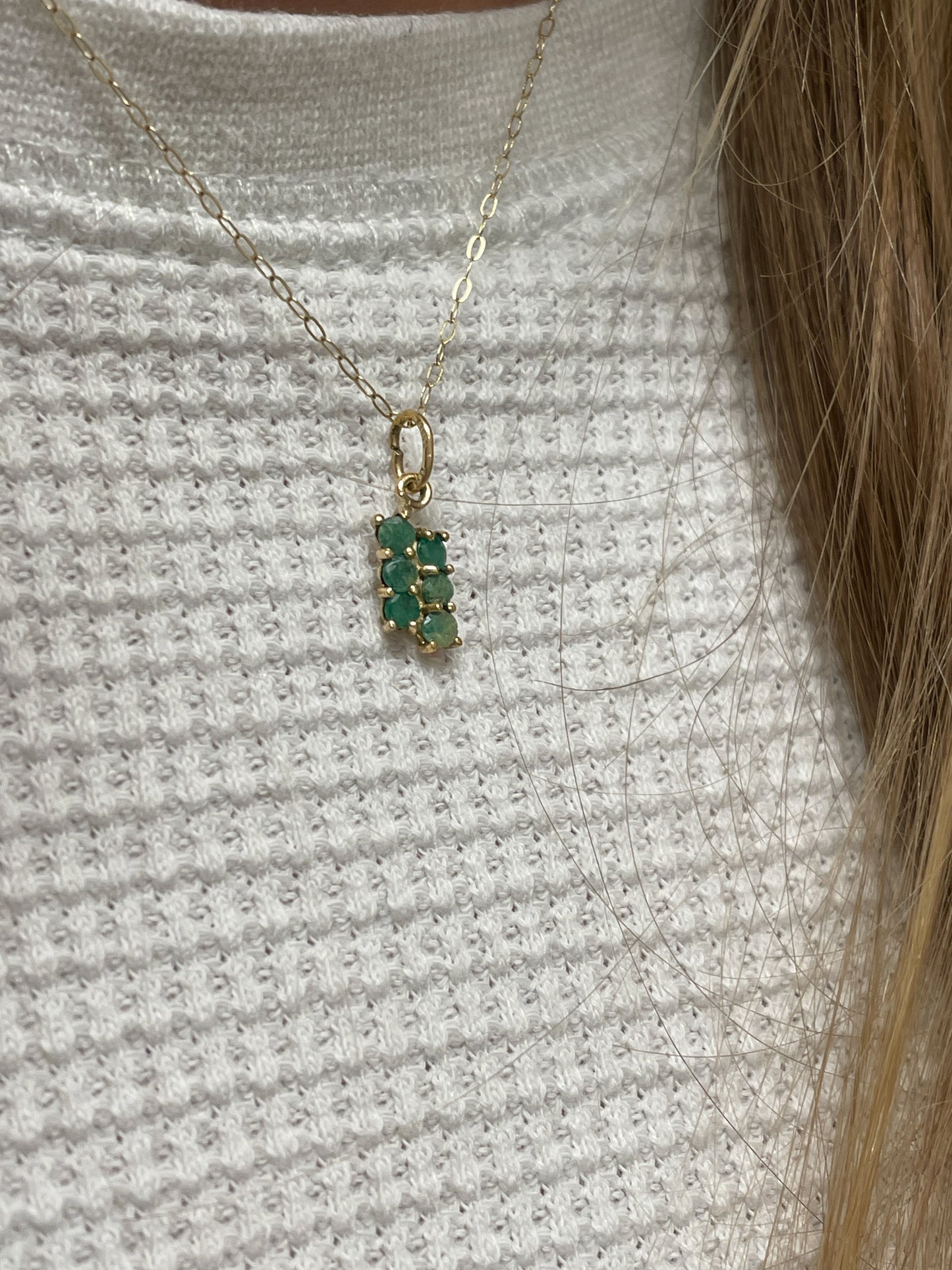6-stone Emerald necklace pendant and chain