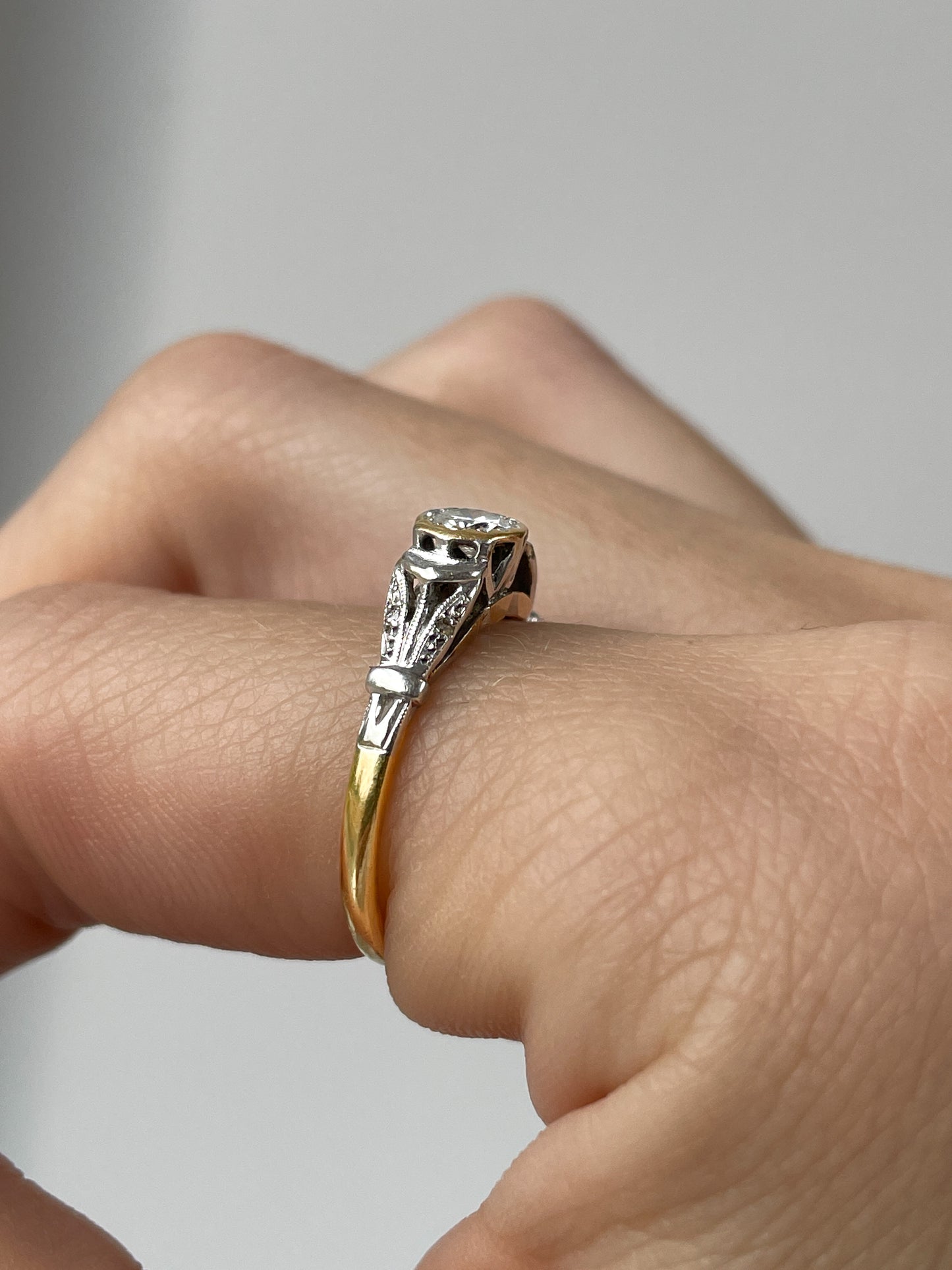 Antique art deco diamond ring