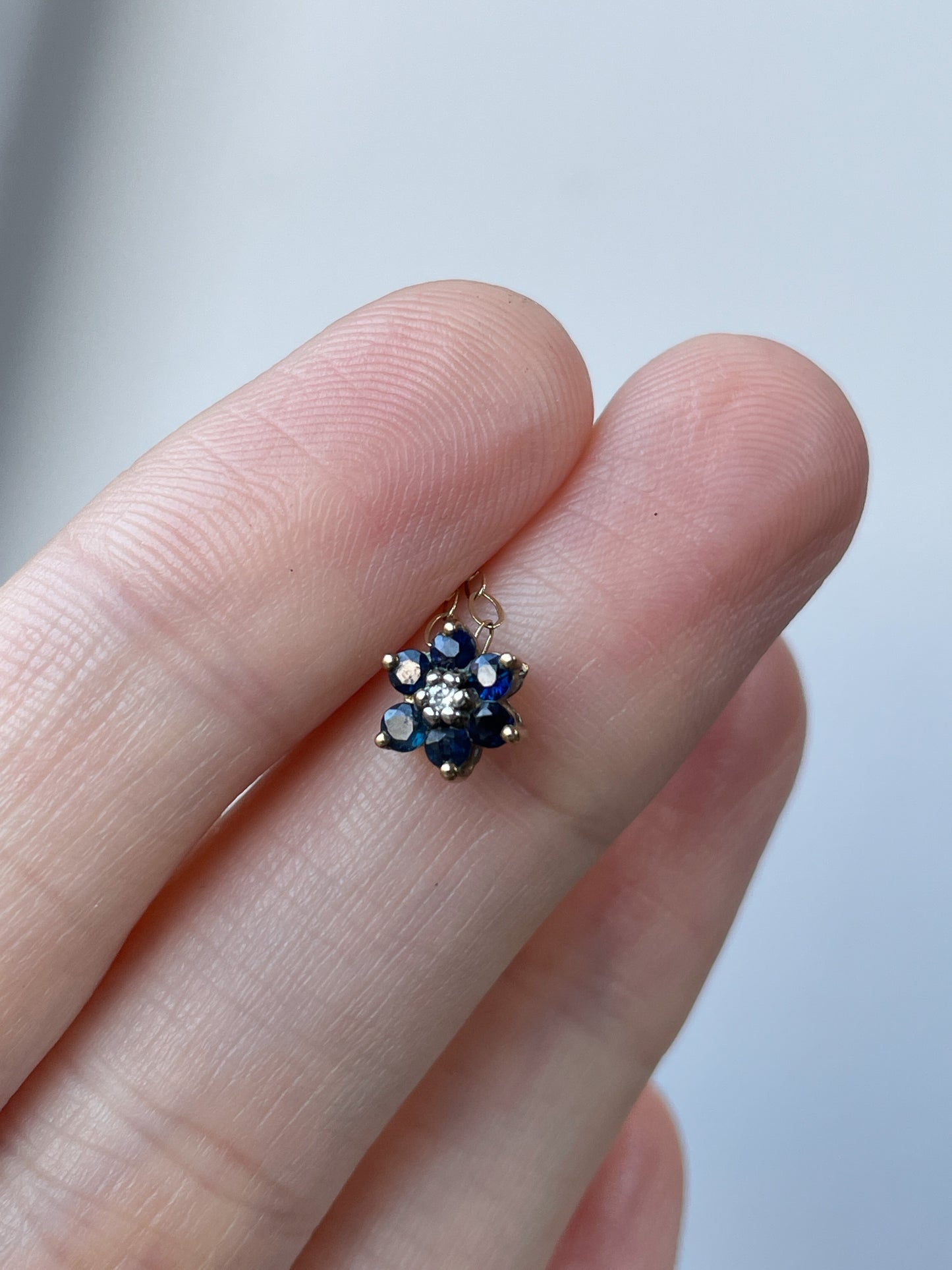 9ct gold sapphire and diamond necklace pendant