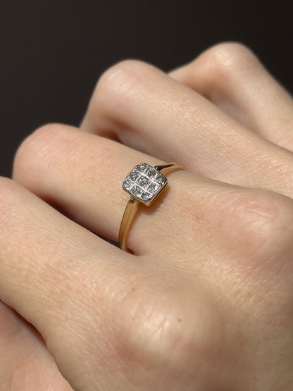 Antique diamond panel ring on 18ct gold and platinum