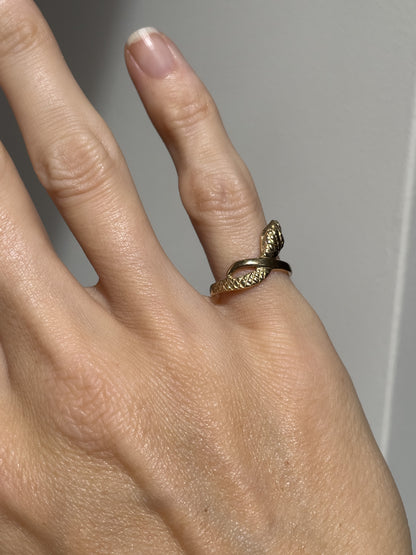 Vintage snake ring on 9ct gold