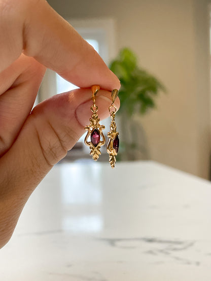 Vintage 9ct gold garnet drop earrings