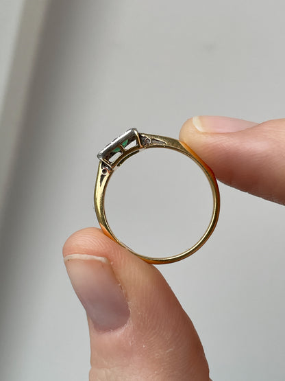 Antique emerald and diamond ring on 18ct gold
