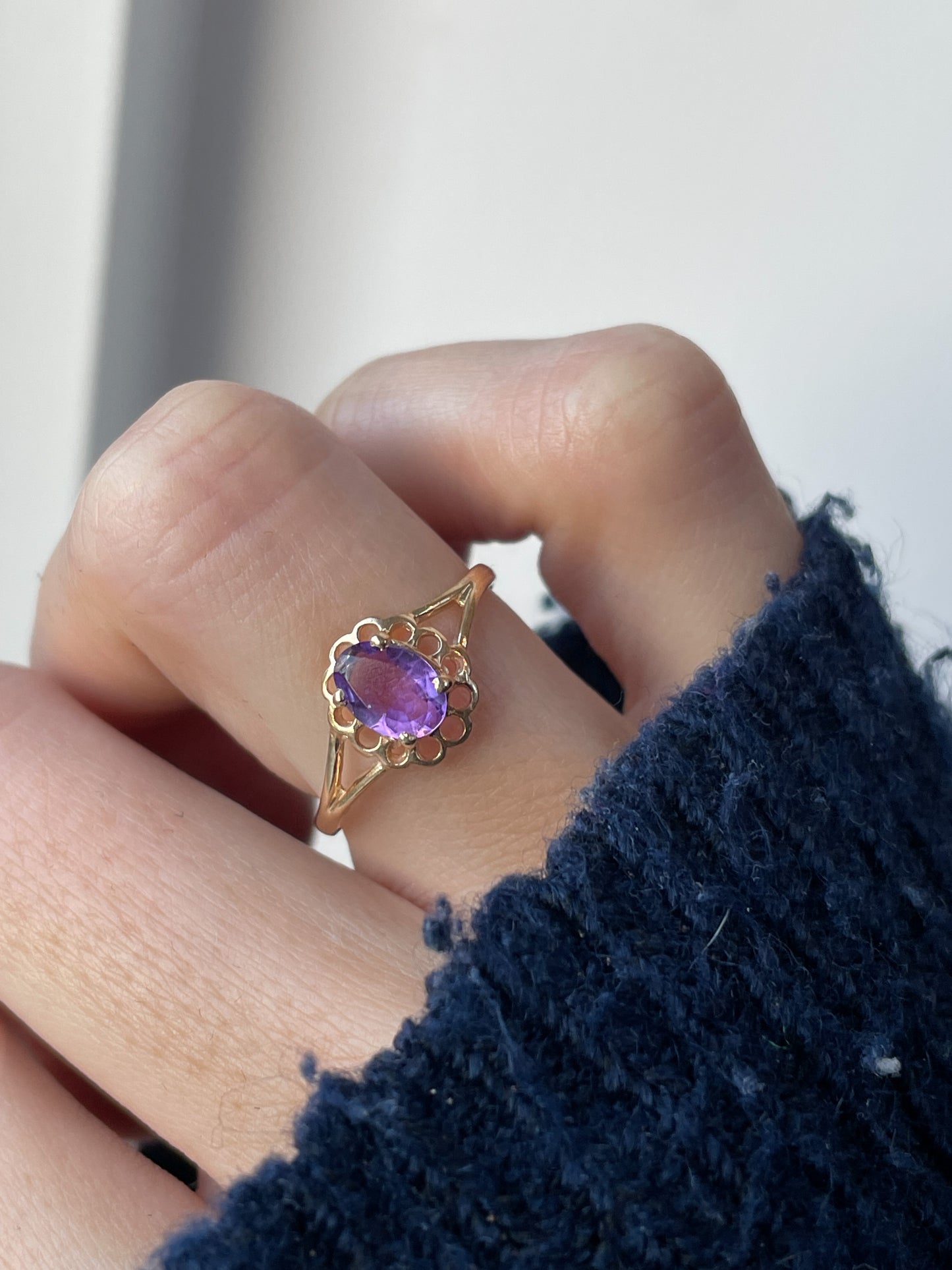 Vintage 1980s amethyst solitaire ring on 9ct gold