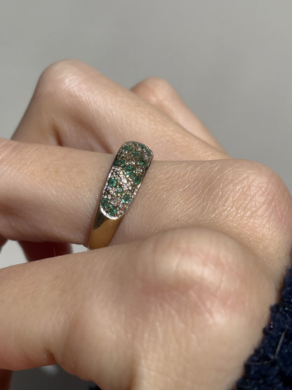 Vintage emerald and diamond band ring on 9ct gold