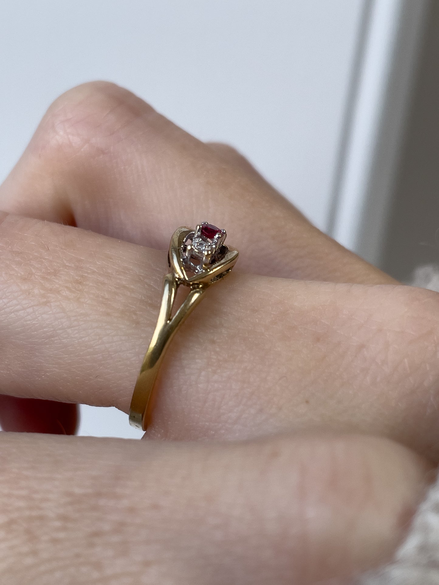 Vintage ruby and diamond trilogy ring on 9ct gold