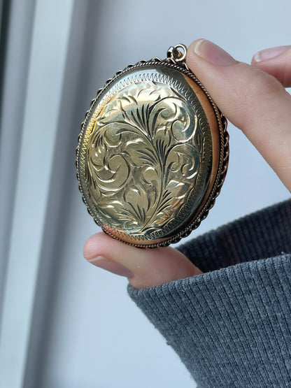 Large 1970s gold plated silver locket