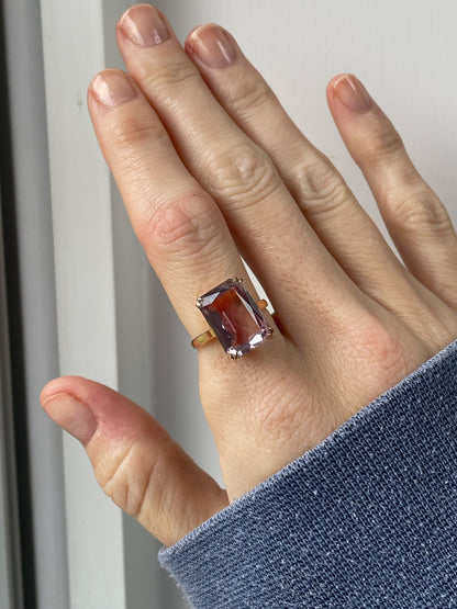 Vintage 1960s 9ct gold amethyst cocktail ring