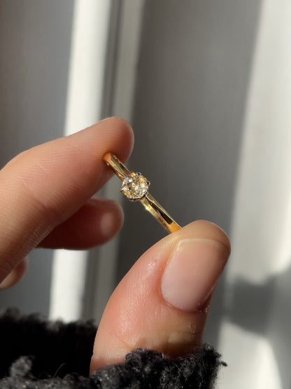 Vintage yellow diamond solitaire ring on 18ct gold