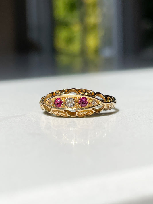 Antique ruby and diamond ring - 1916