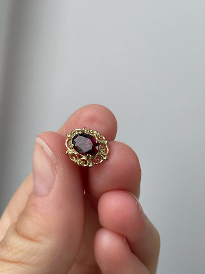 Vintage garnet ornate stud earrings