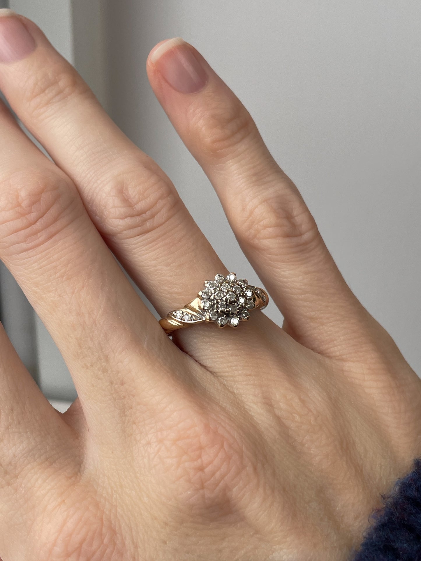 Vintage diamond cluster ring on 9ct gold