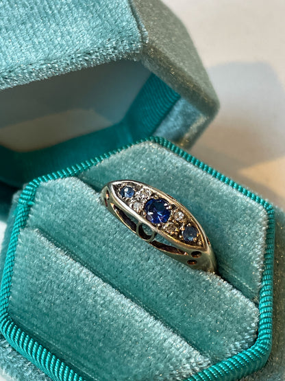 Antique 18ct gold sapphire and diamond boat ring - early 20th century