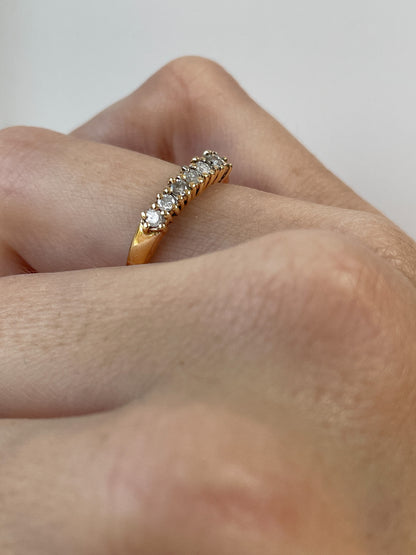Vintage 7-stone diamond eternity ring on 9ct gold