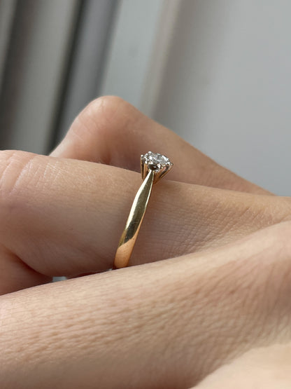 Vintage diamond solitaire ring made in the year 2000