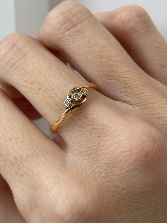 1970s Diamond trilogy ring on 18ct gold