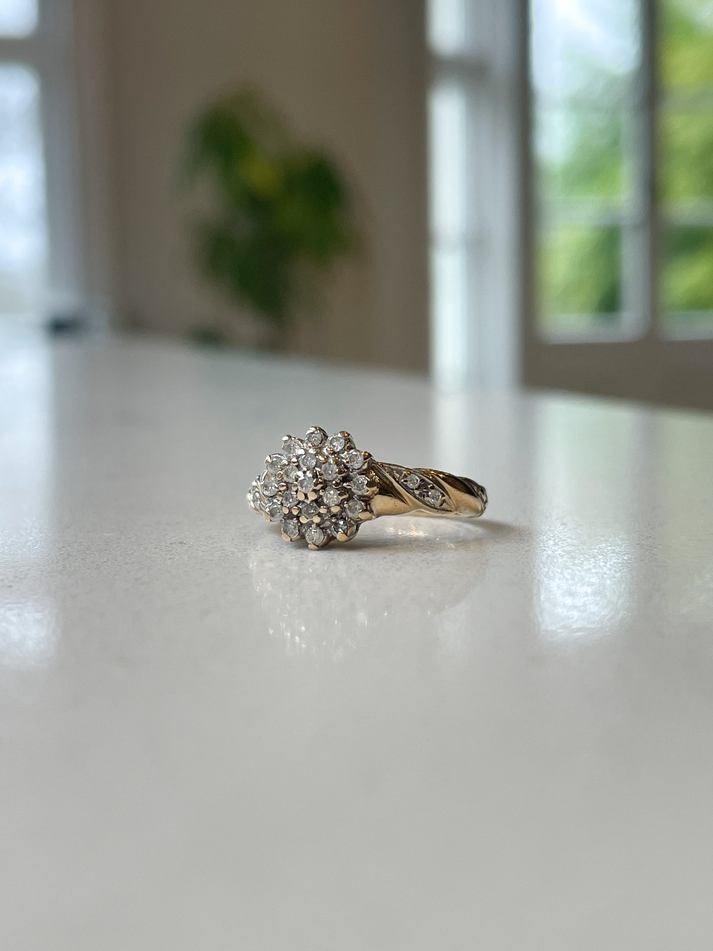 Vintage diamond cluster ring on 9ct gold