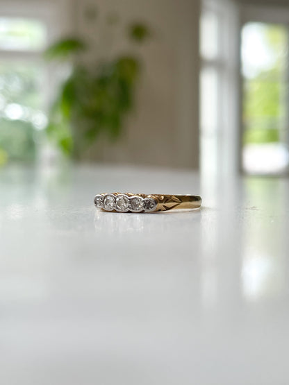 Antique diamond 5 stone ring on 18ct gold