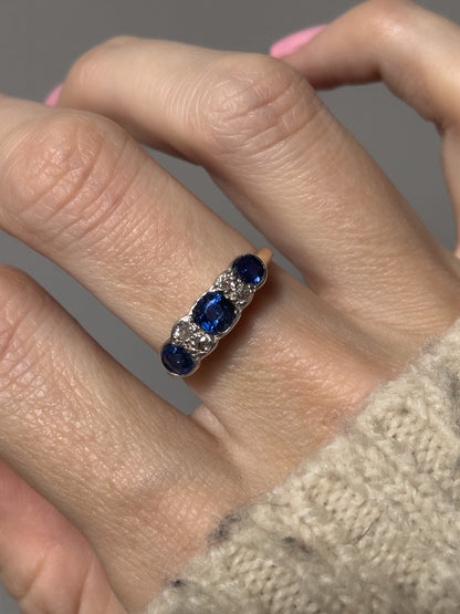 Antique sapphire and diamond ring on 18ct gold