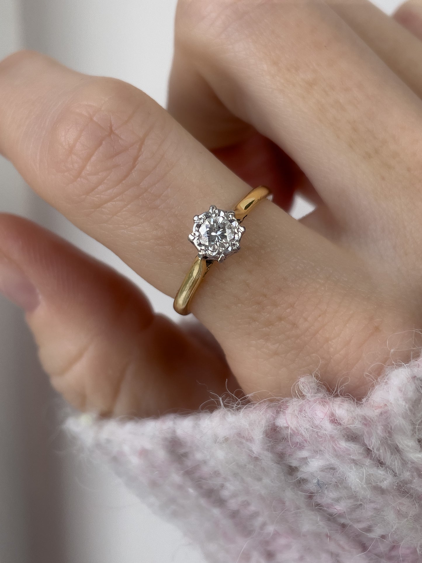 Vintage 1930s diamond solitaire ring on 18ct gold and platinum