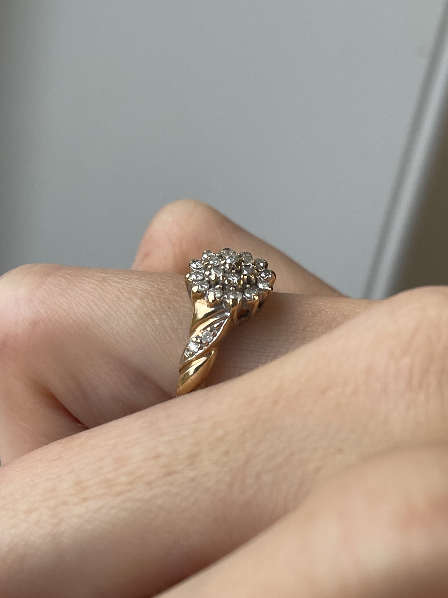 Vintage diamond cluster ring on 9ct gold