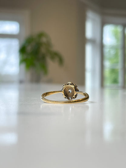 Antique art deco diamond panel ring on 18ct gold and platinum