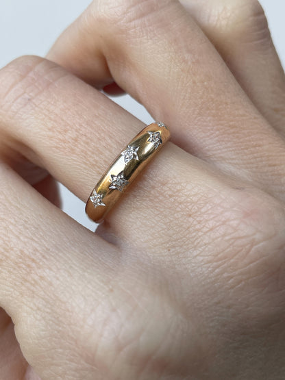Vintage star set diamond band ring on 9ct gold