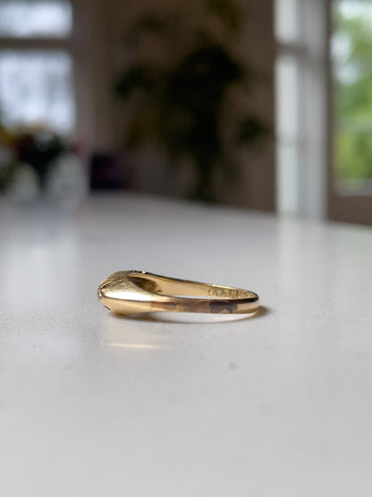 Antique 5-stone diamond boat ring on 18ct gold