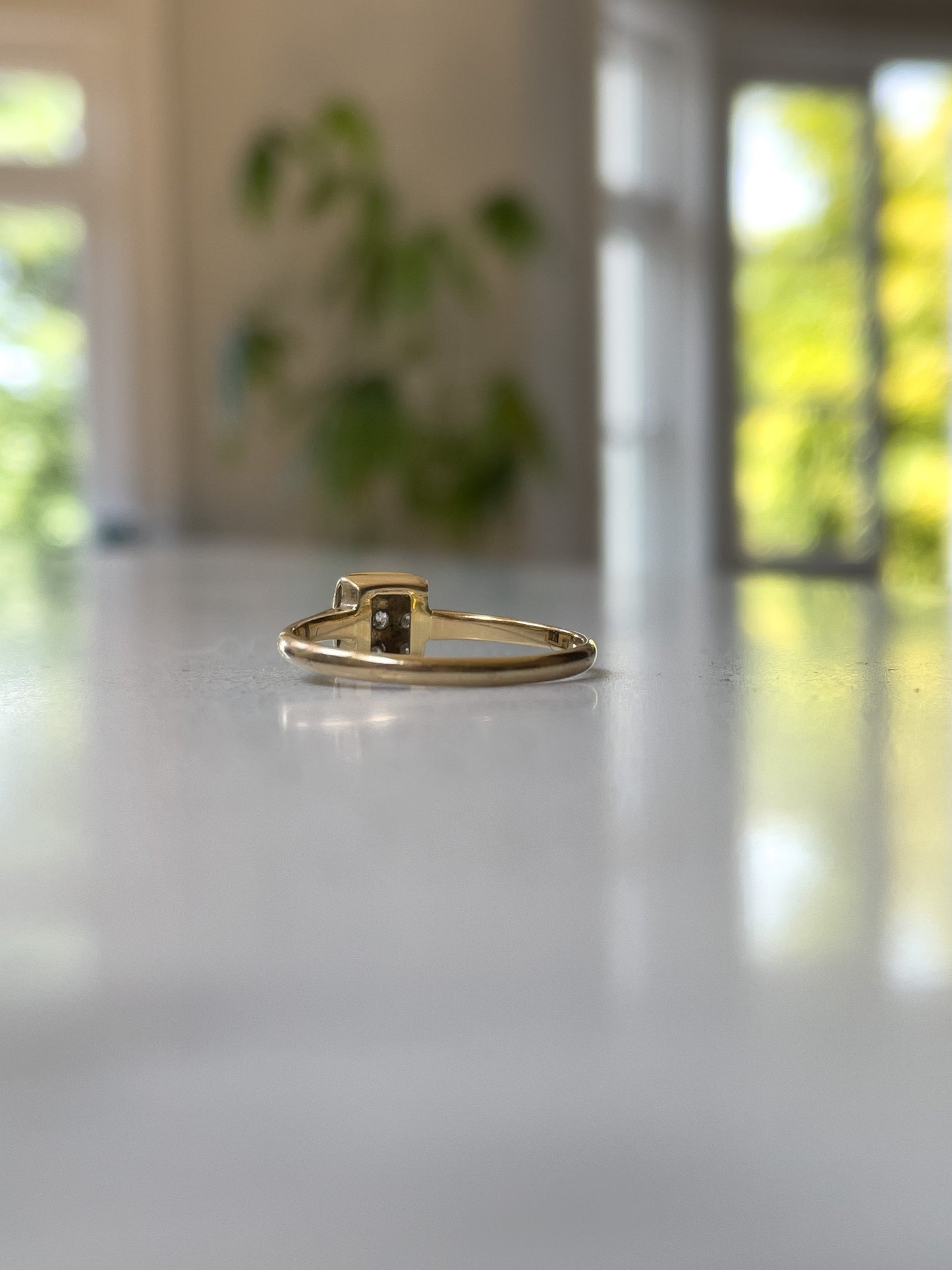 Antique diamond panel ring on 18ct gold and platinum