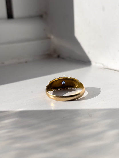 Antique sapphire and diamond ring on 15ct gold, made in 1906