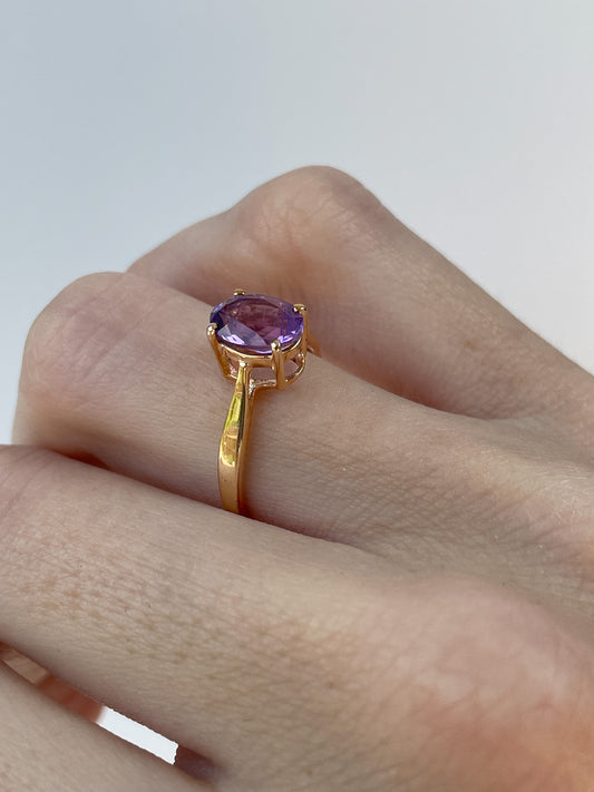 Pre-loved amethyst solitaire ring on 10k gold