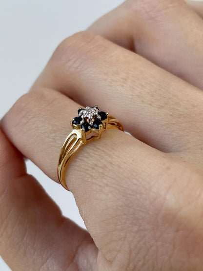 Vintage blue spinel and diamond floral cluster ring