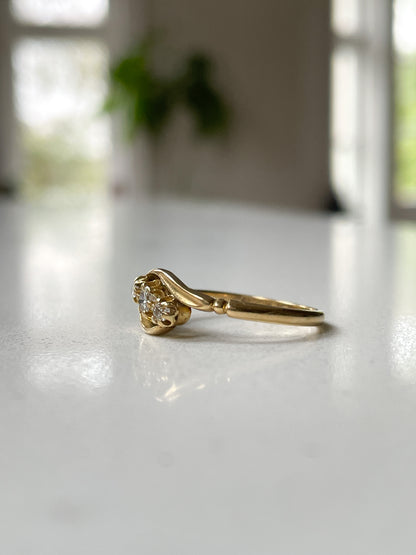 Antique 18ct gold diamond trilogy ring - 1914